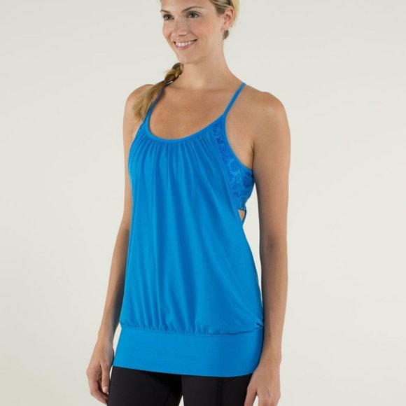 Lululemon blue No Limit Tank, yoga tank with inner built in sports bra (size 4) - Picture 12 of 12